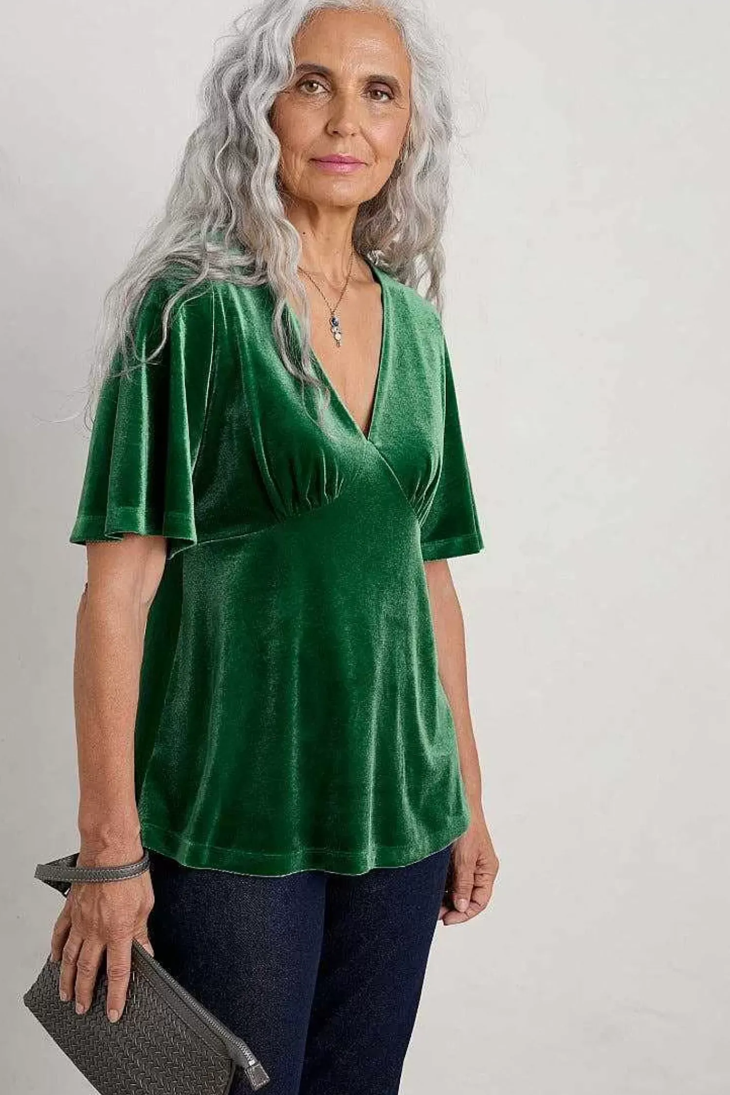 Tops<Seasalt Cornwall Capsule V-Neck Velvet Top Evergreen