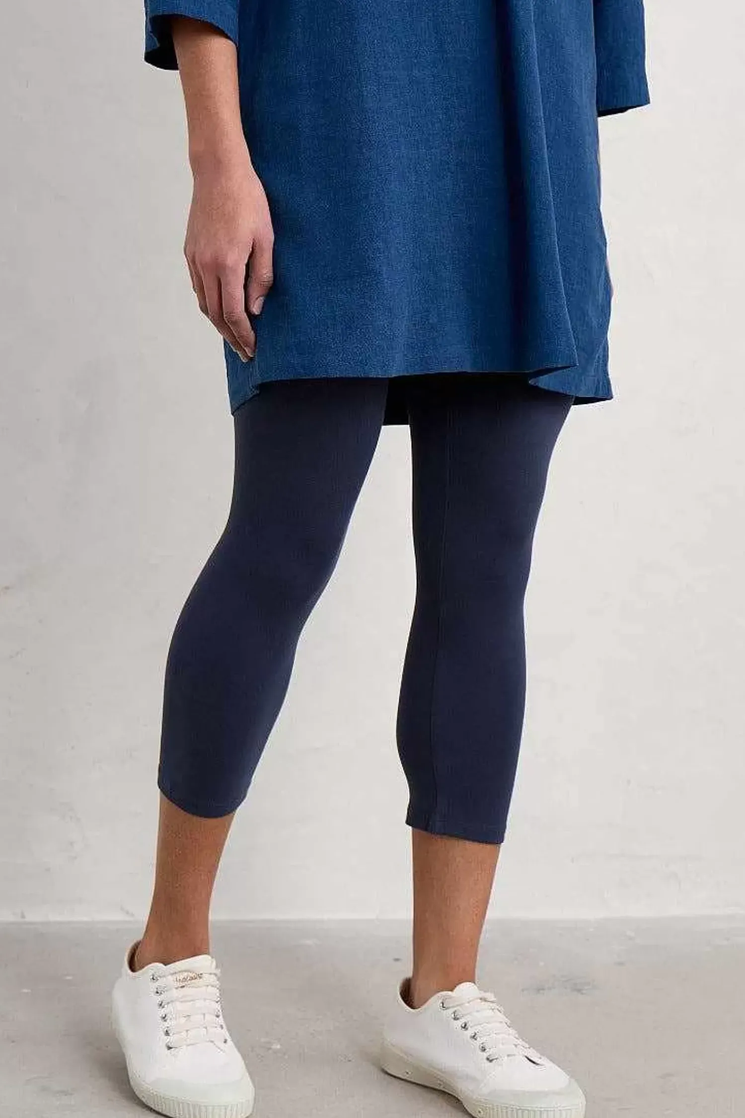 Trousers & Shorts<Seasalt Cornwall Charming Cropped Leggings Midnight