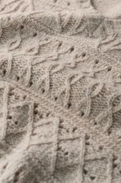 Knitwear<Seasalt Cornwall Feock Merino Blend V-Neck Knitted Vest Aran