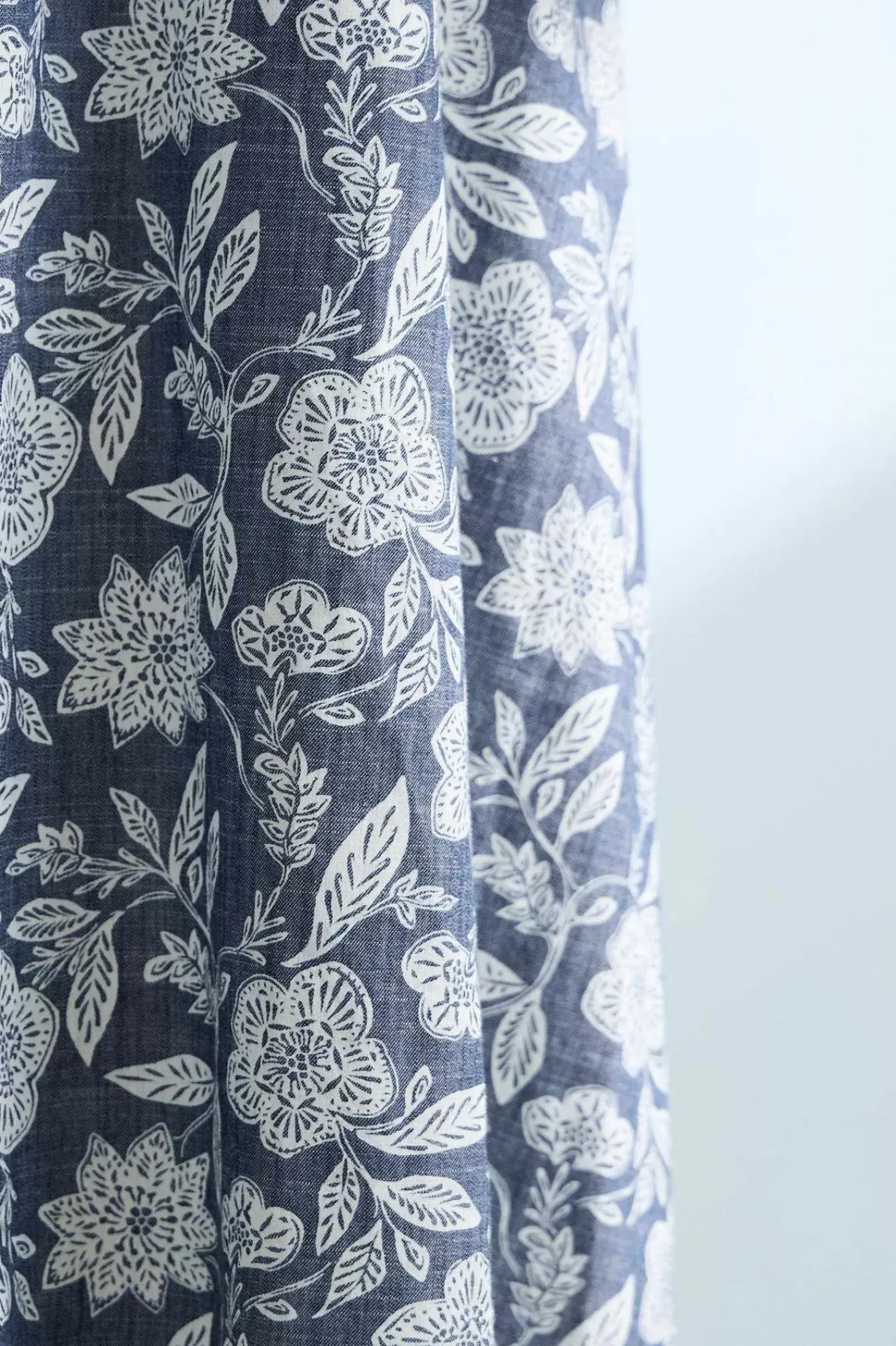 Dresses<Seasalt Cornwall Fox Path Printed Chambray Dress Stone Flower Indigo