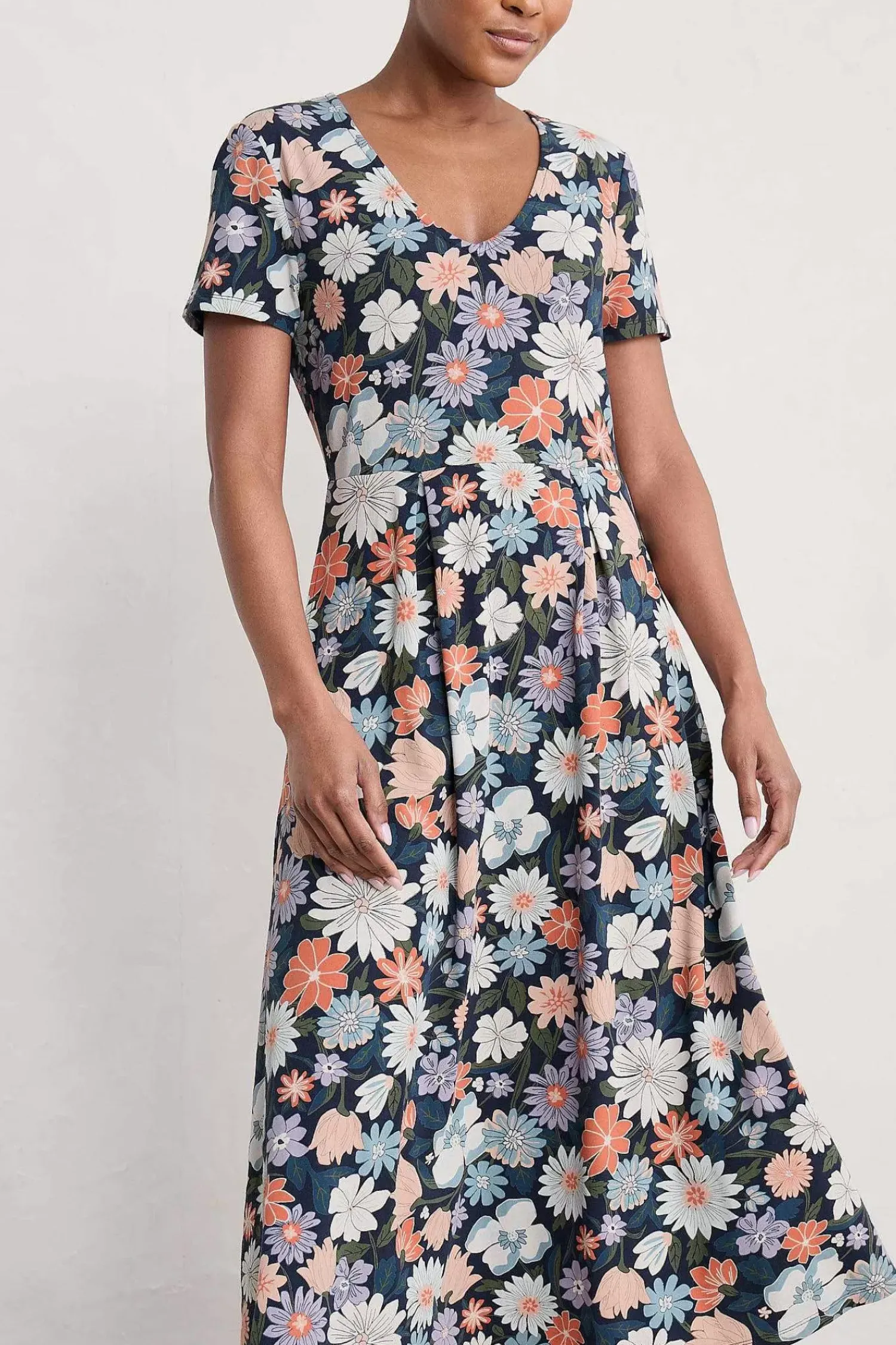 Dresses<Seasalt Cornwall Helena Short Sleeve V-Neck Midi Dress Flowering Blooms Maritime