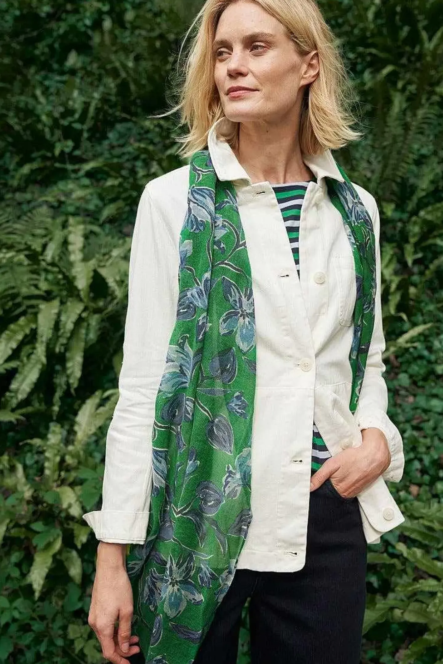 Scarves & Shawls<Seasalt Cornwall Pretty Printed Scarf Cyclamen Island