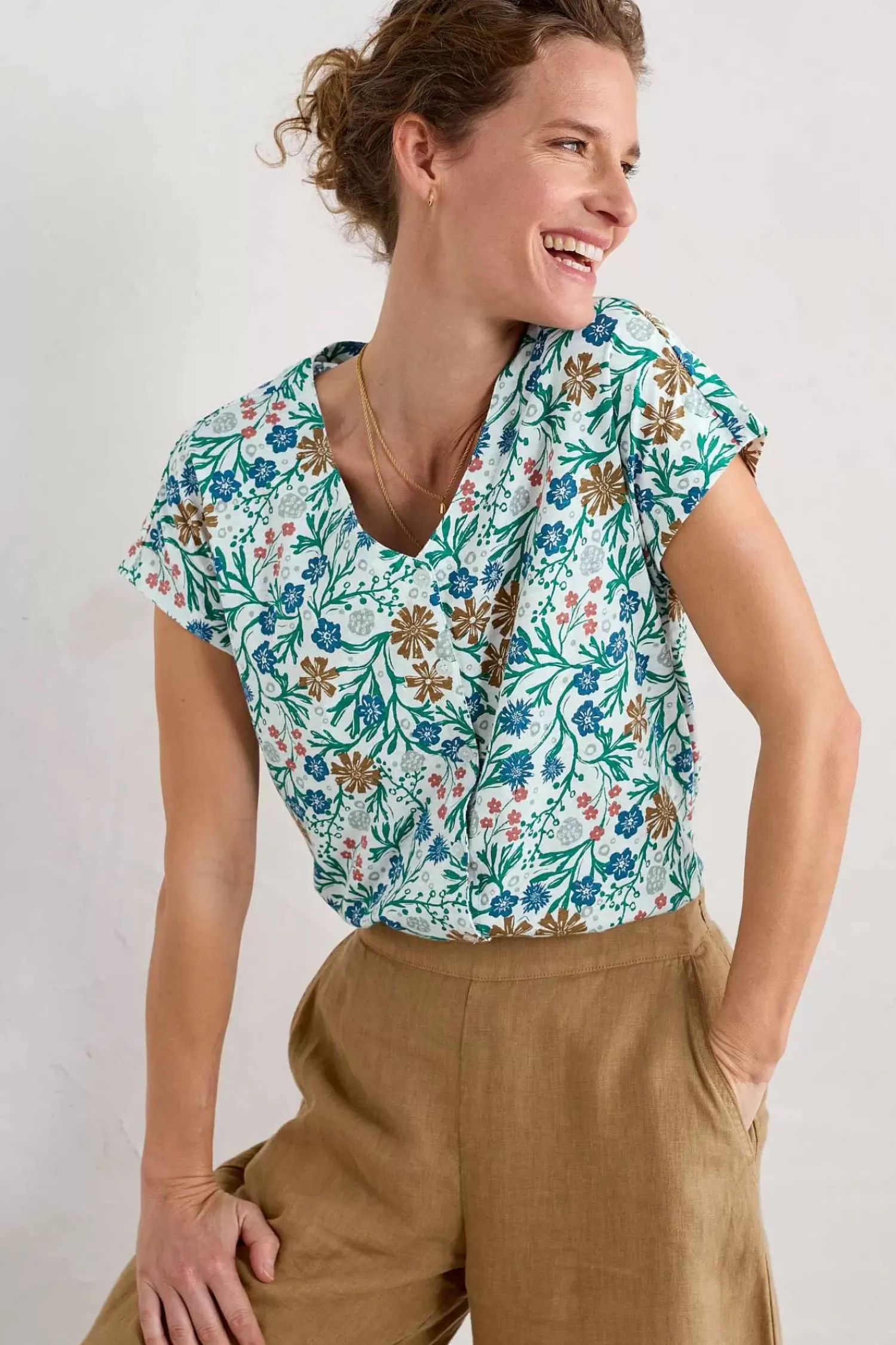 Tops<Seasalt Cornwall Studio Glass V-Neck Jersey Top Creekside Floral Chalk