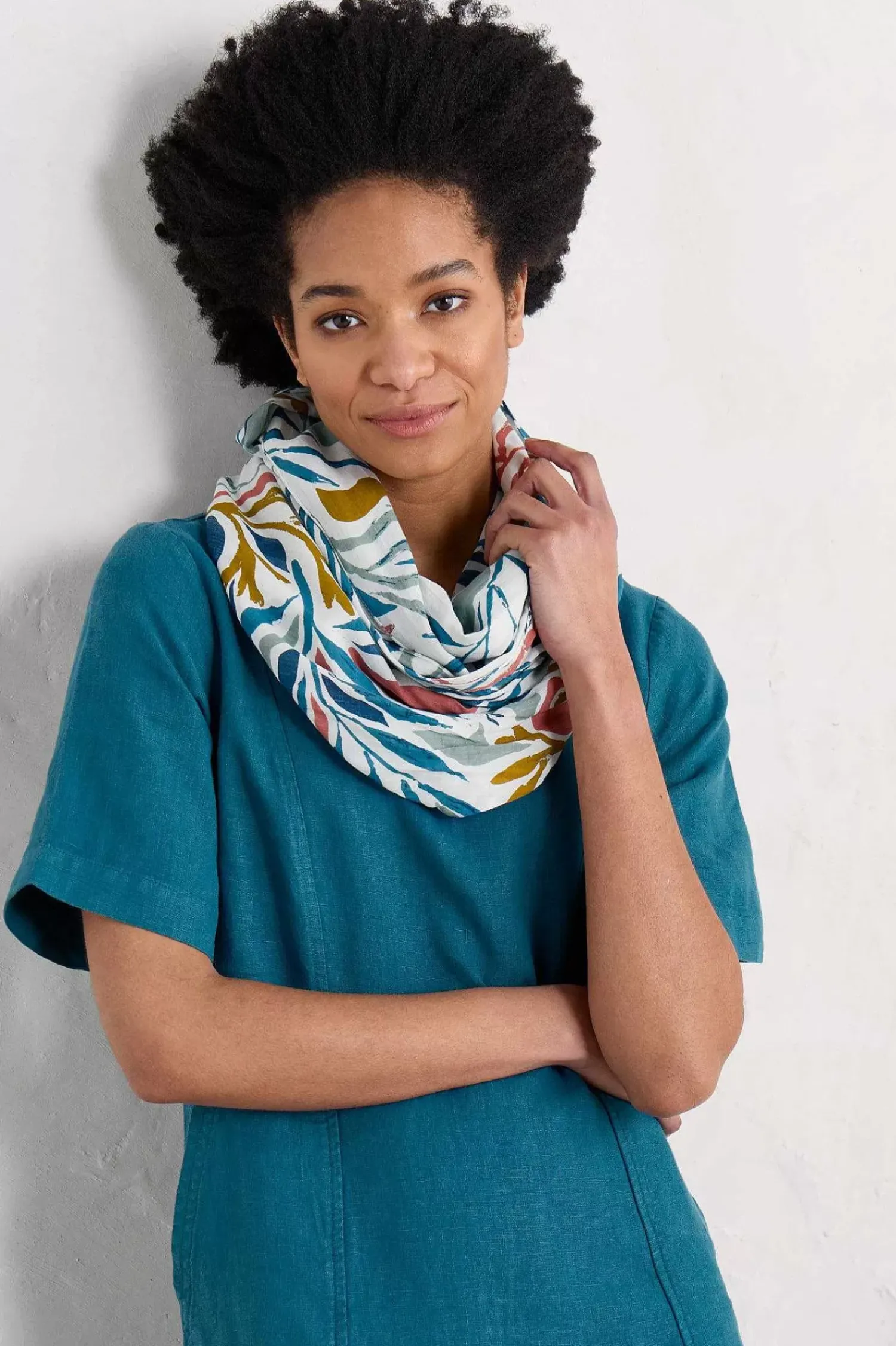 Scarves & Shawls<Seasalt Cornwall Summer Circle Scarf Kelp Forest Chalk